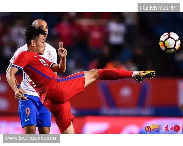 2018年重庆斯威与山东鲁能激战回顾及精彩瞬间分析