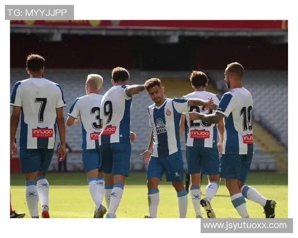 欧联杯精彩对决西班牙人迎战斯塔尔南全力争胜 欧联杯精彩对决西班牙人迎战斯塔尔南全力争胜